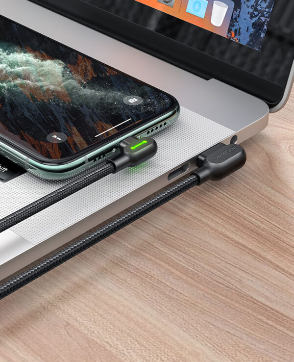 90° Elbow Lightning Cable with LED 1.8m – Mcdodo CA-4673 – Bild 11