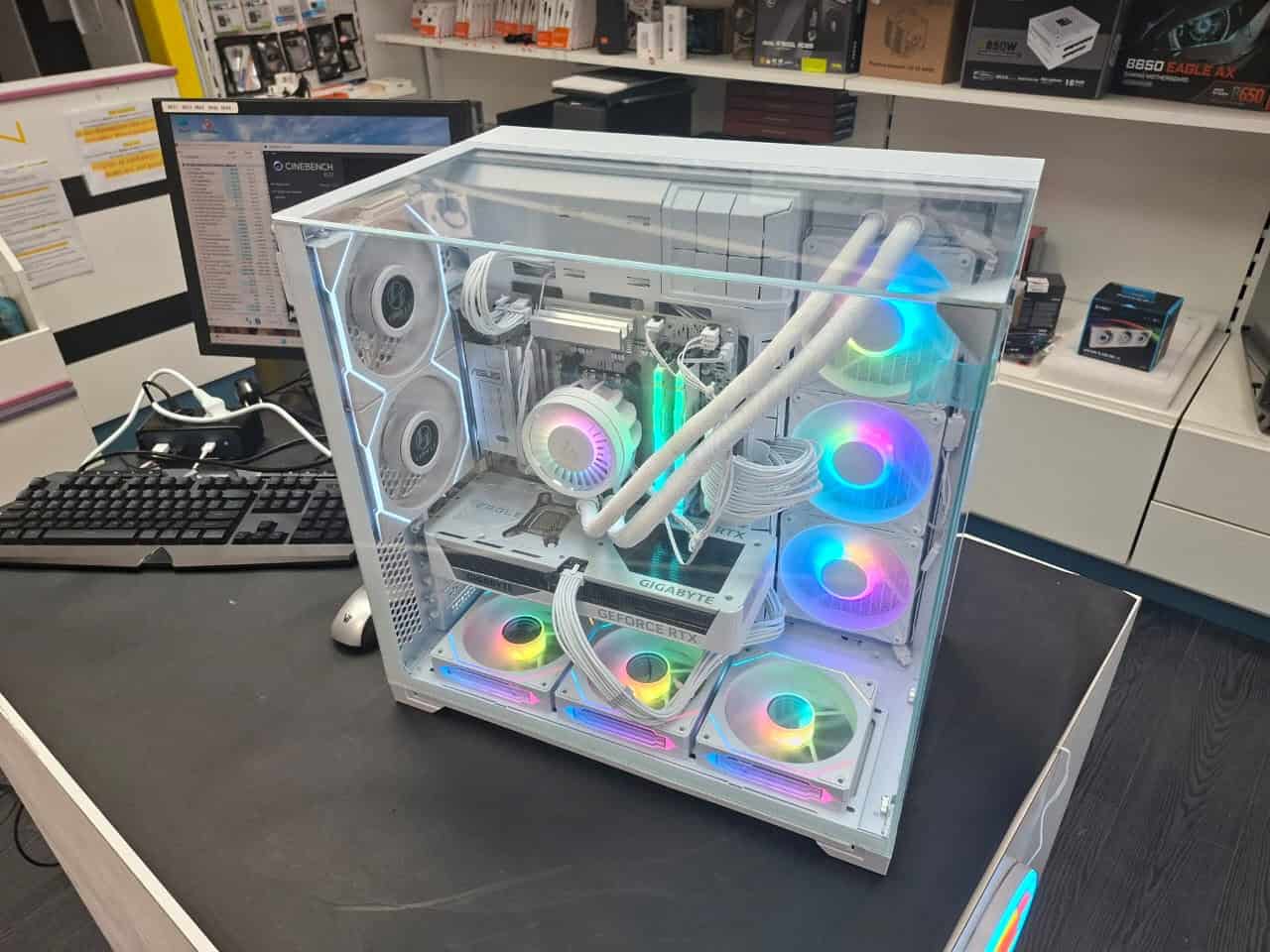Lian Li O11D Compact White Gaming PC custom built by Techmann Vienna